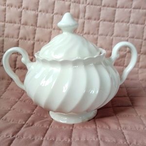 Made in England vintage white ceramic covered sugar bowl.